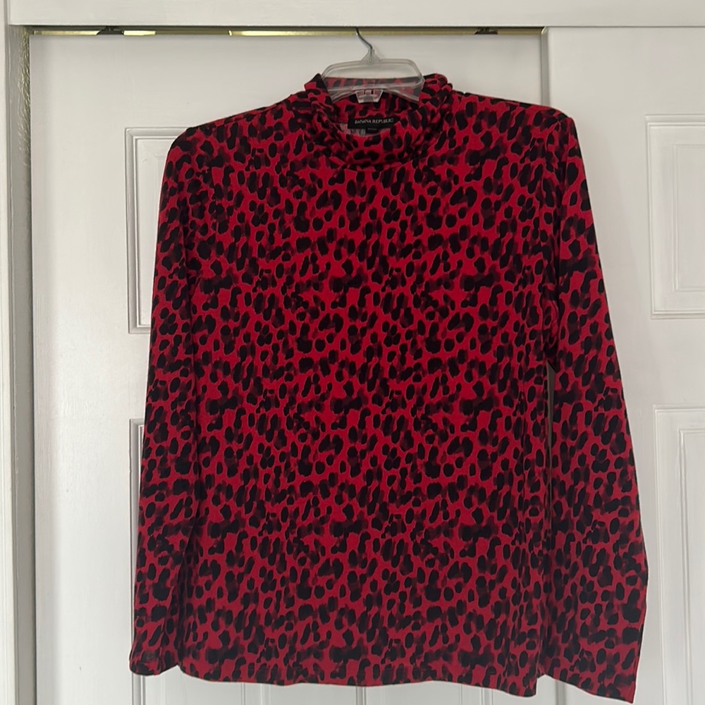 !!! SOLD !!! Banana Republic turtleneck ❤️